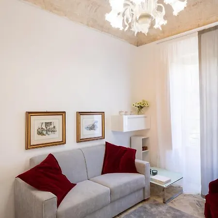 아파트 Esterolga Dimore Di Famiglia Deluxe